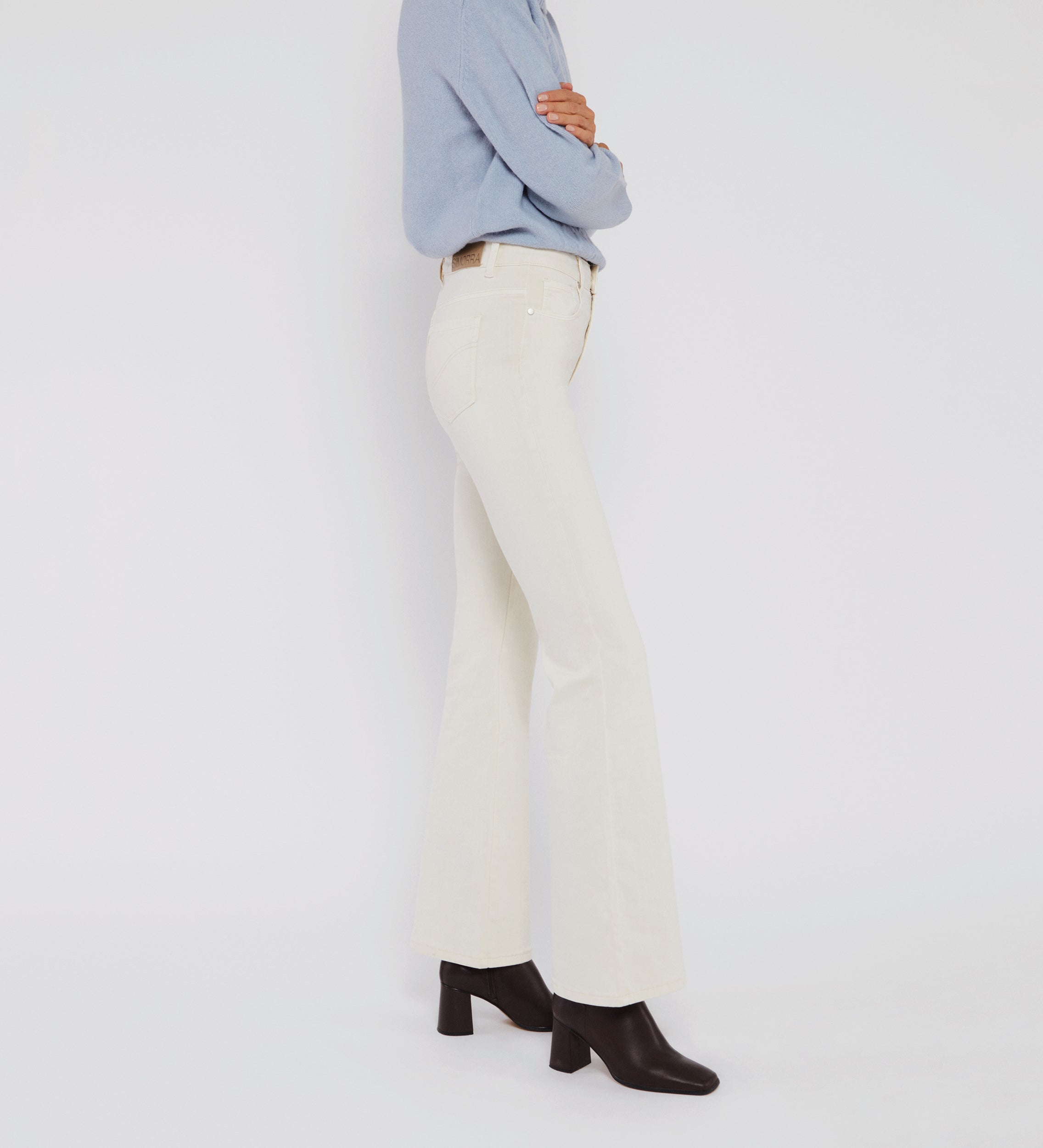 flared jeans