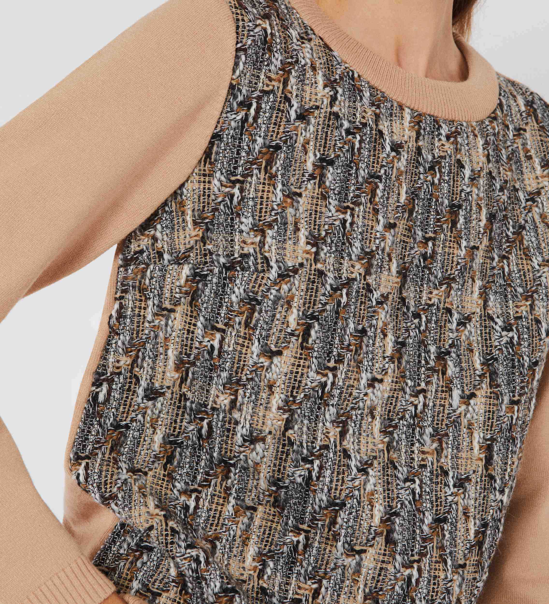 Bi-material sweater