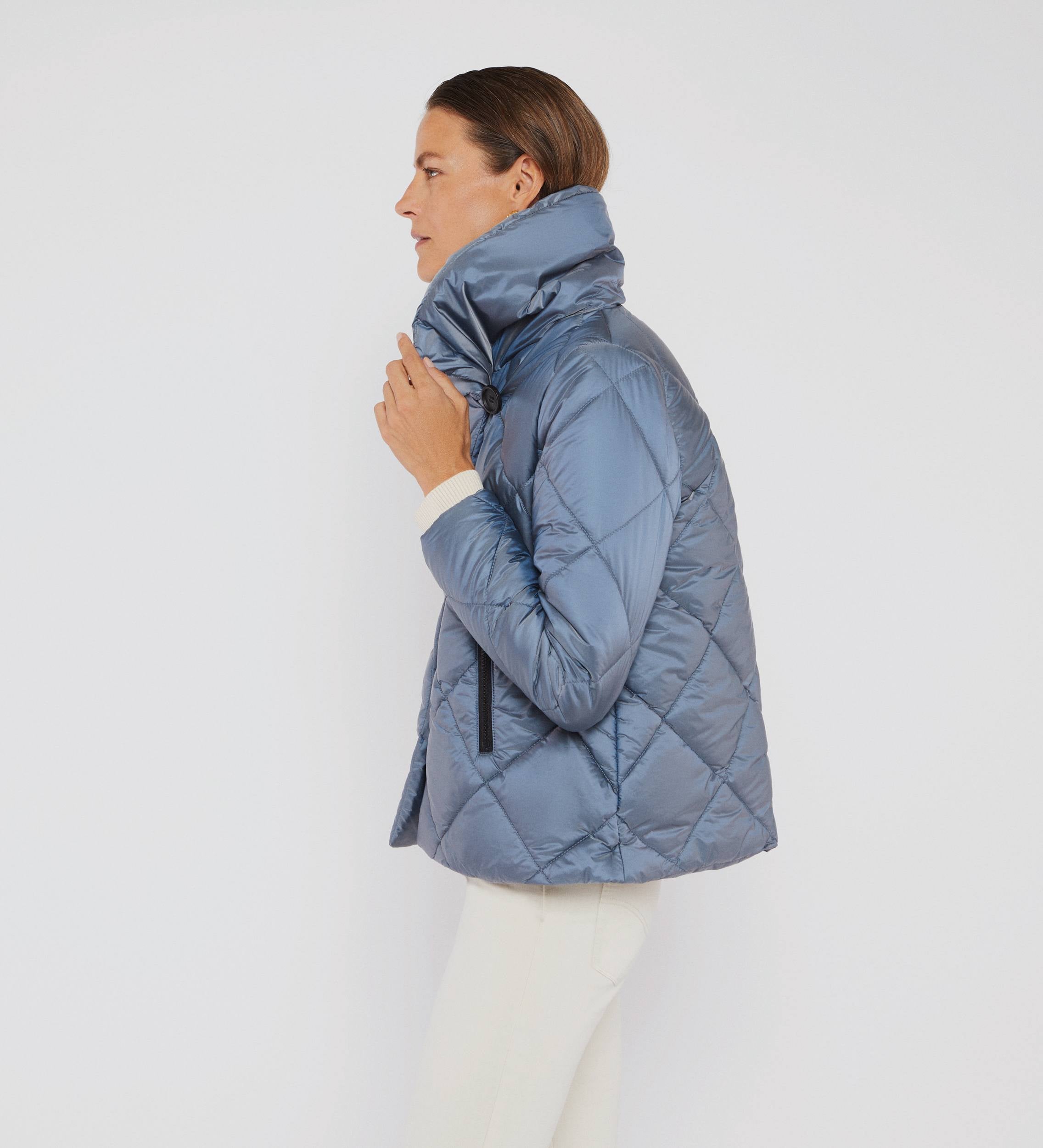 Parka corta acolchada