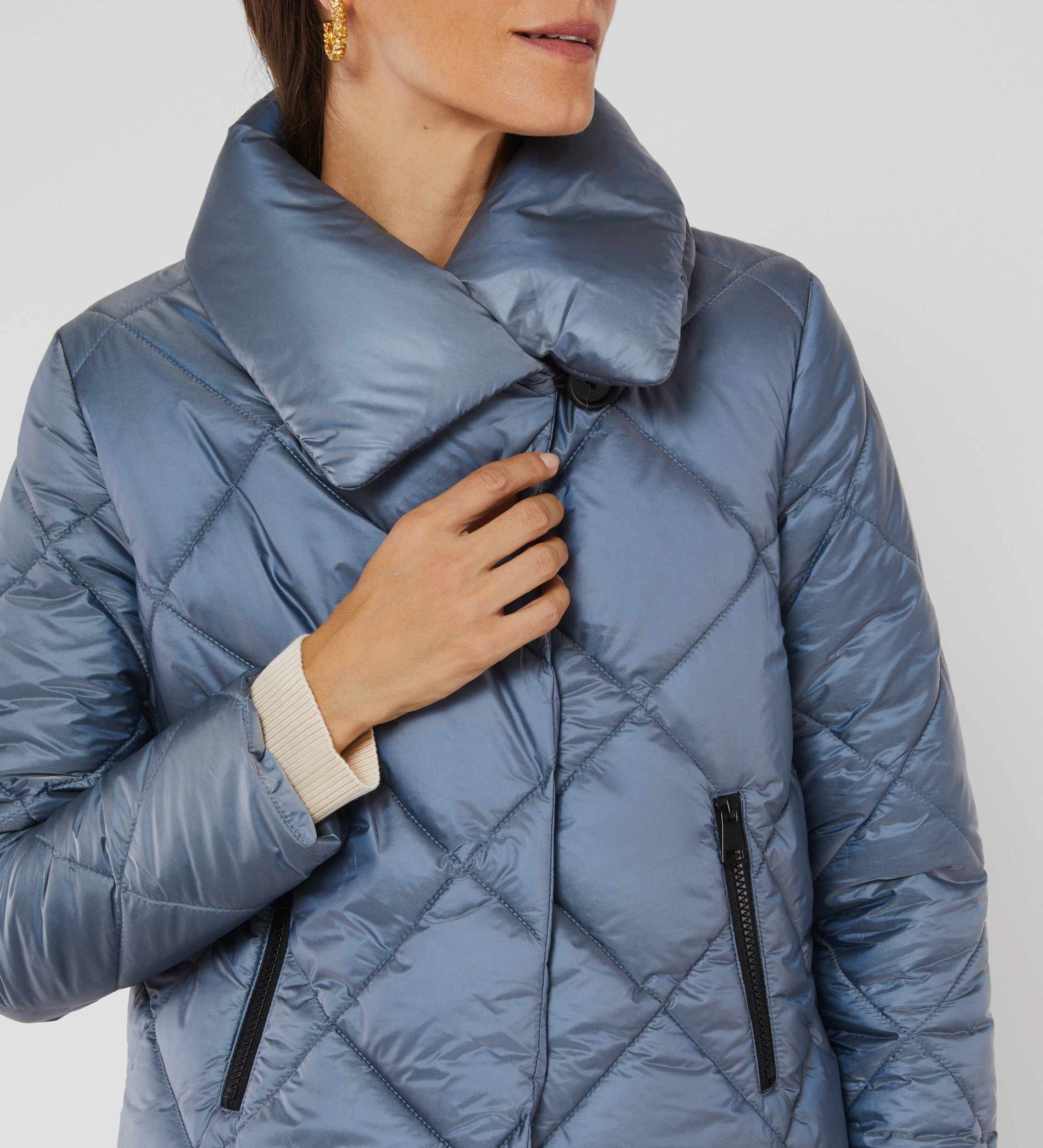 Parka corta acolchada