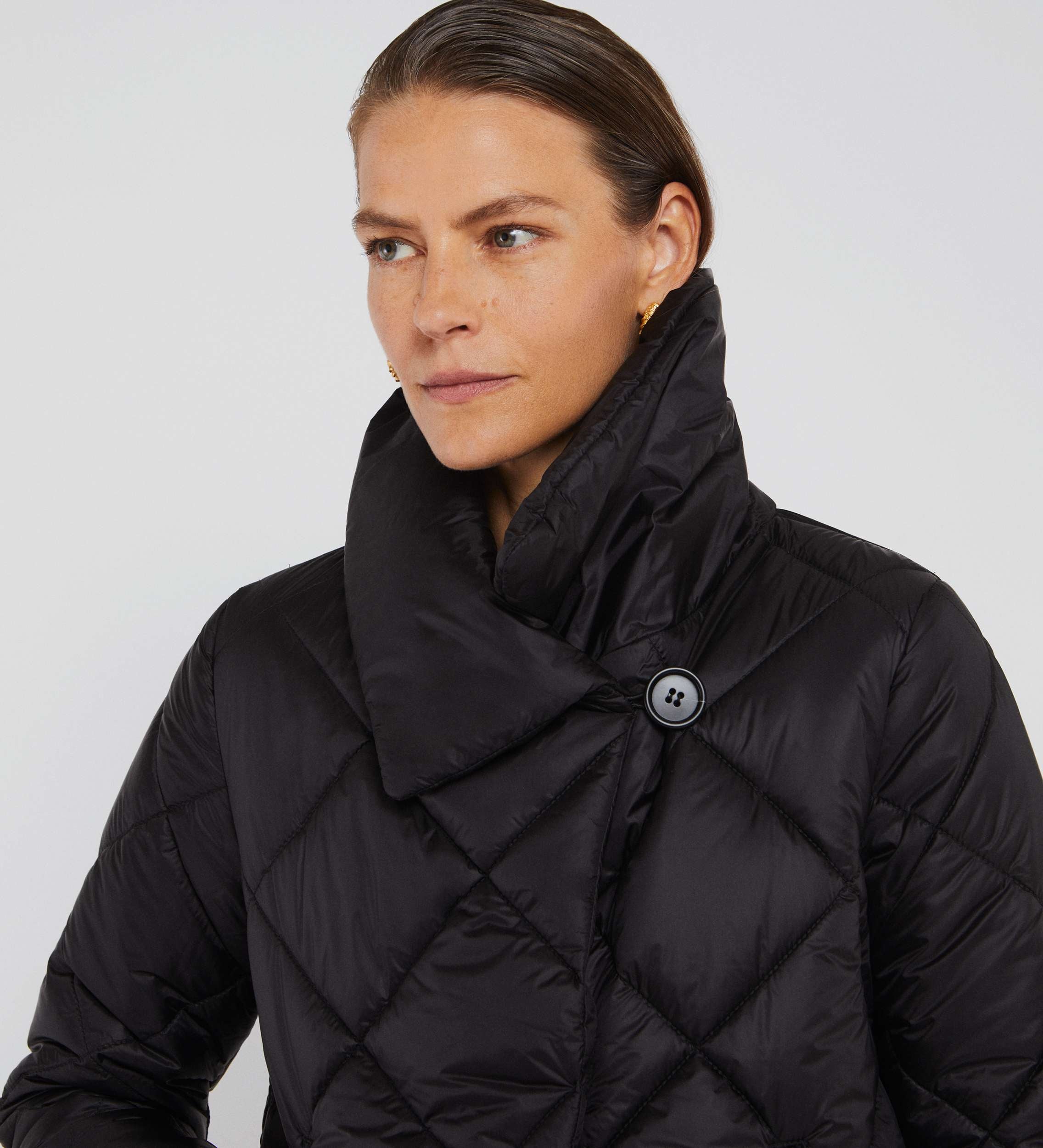 Parka corta acolchada