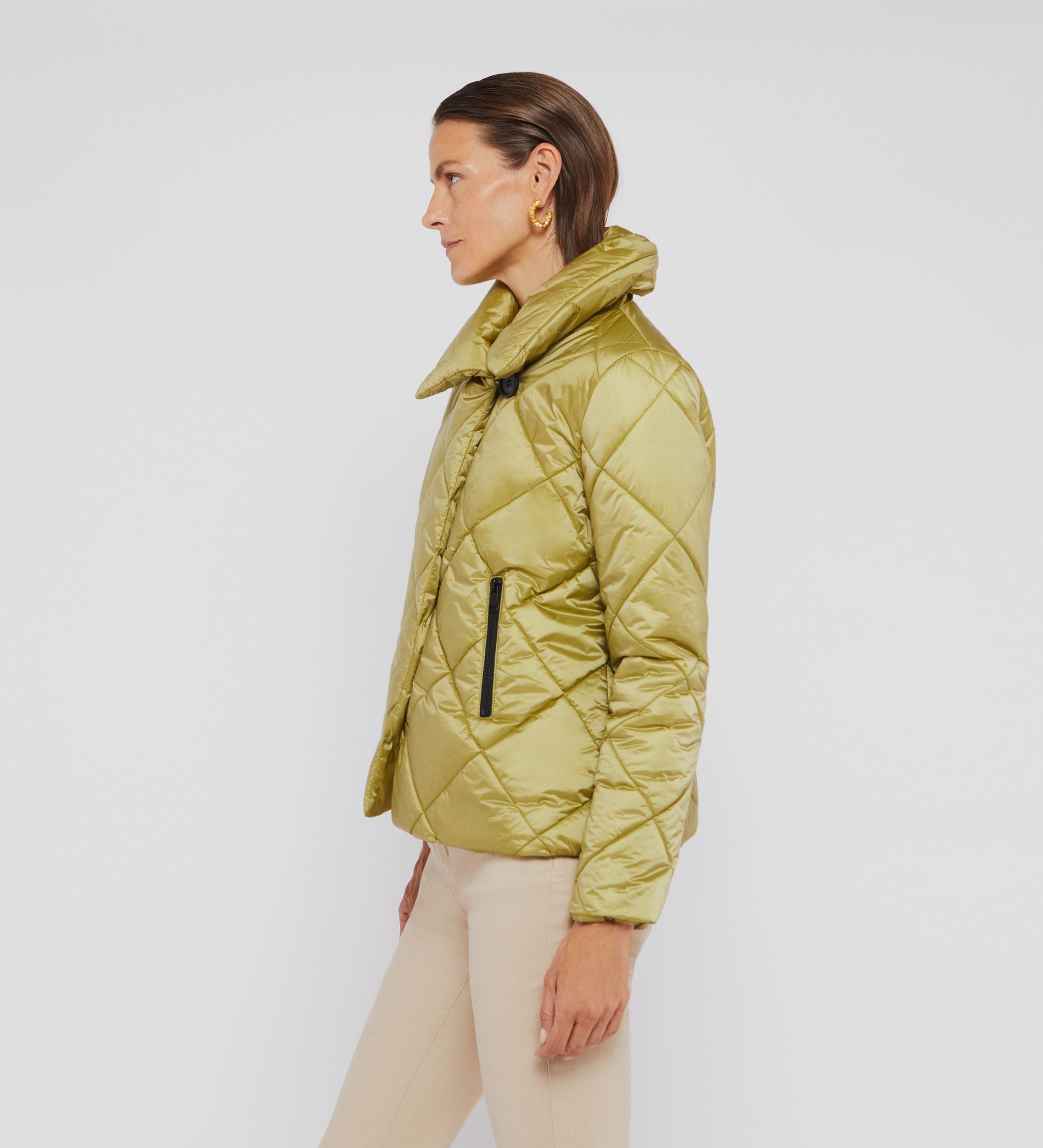 Parka corta acolchada