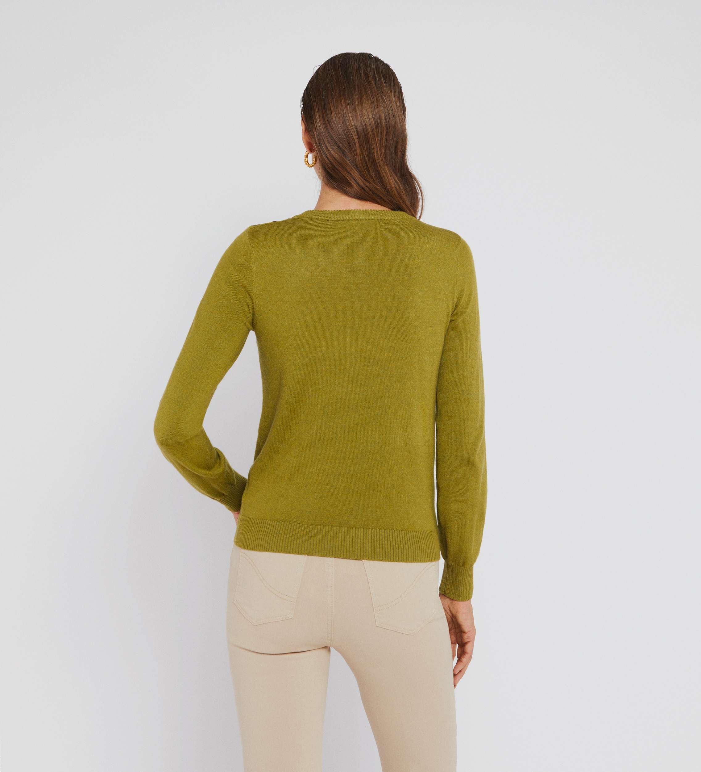 Button shoulder jumper
