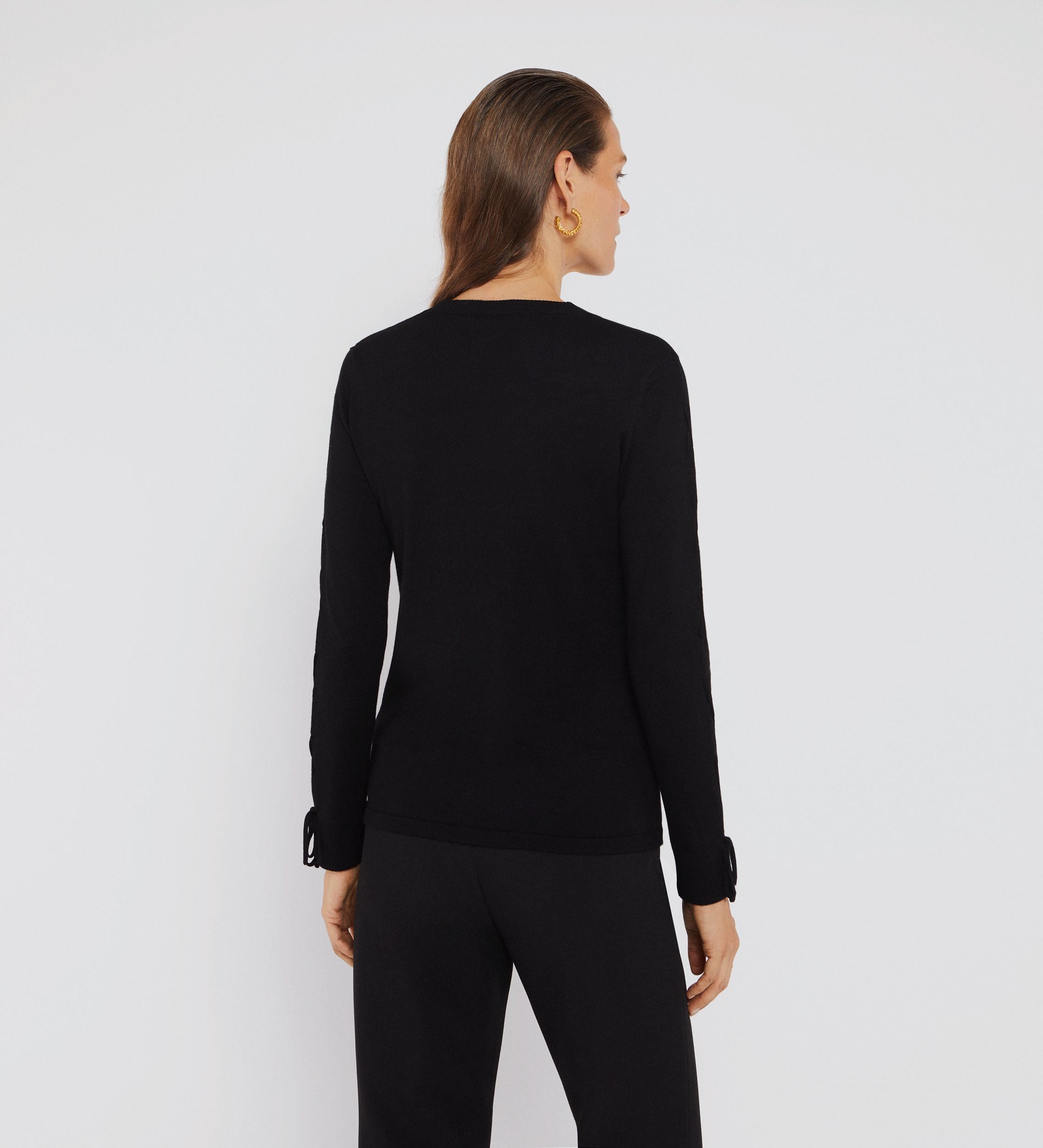 Interlocking sweater