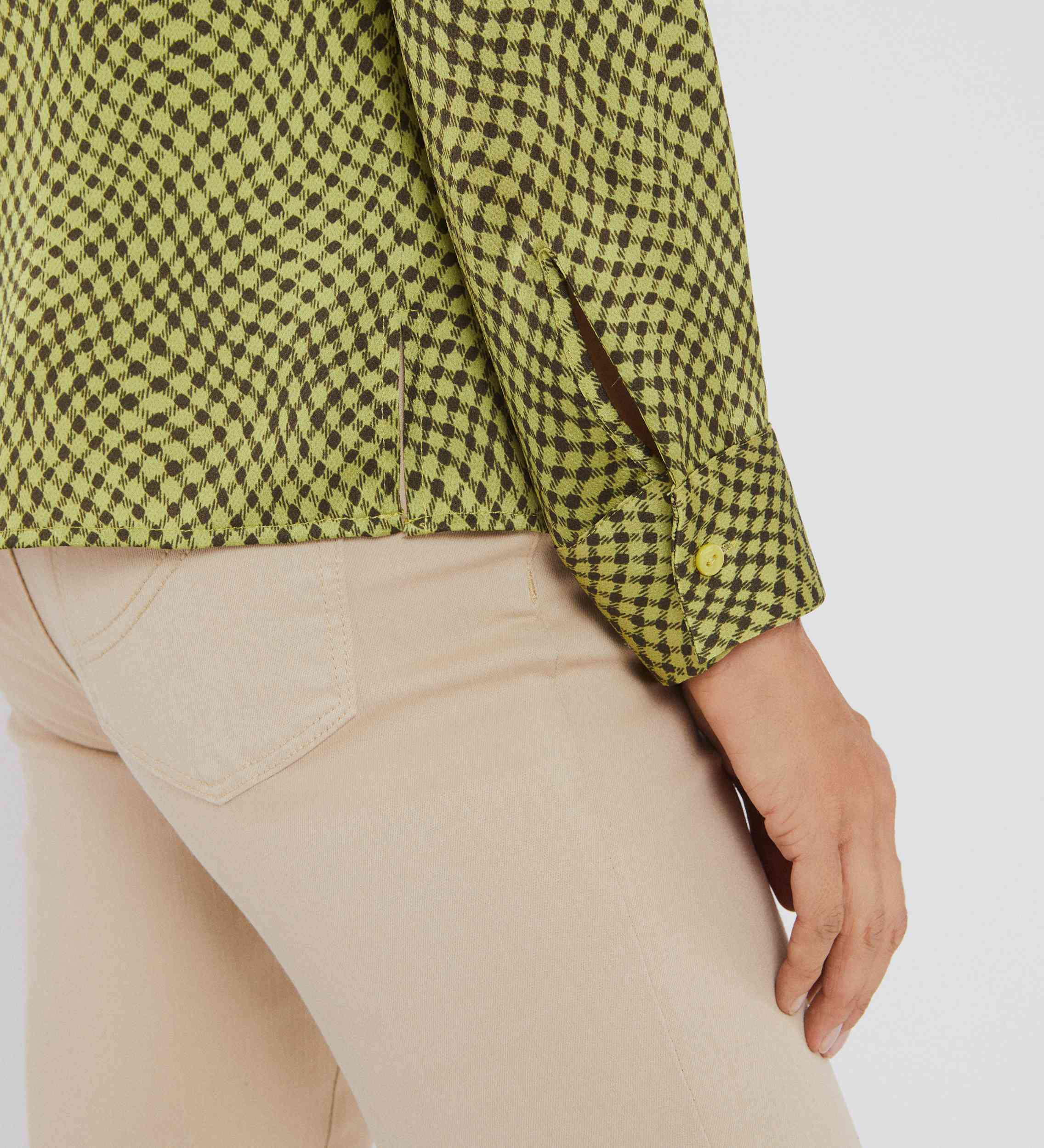 Camisa cuello punta
