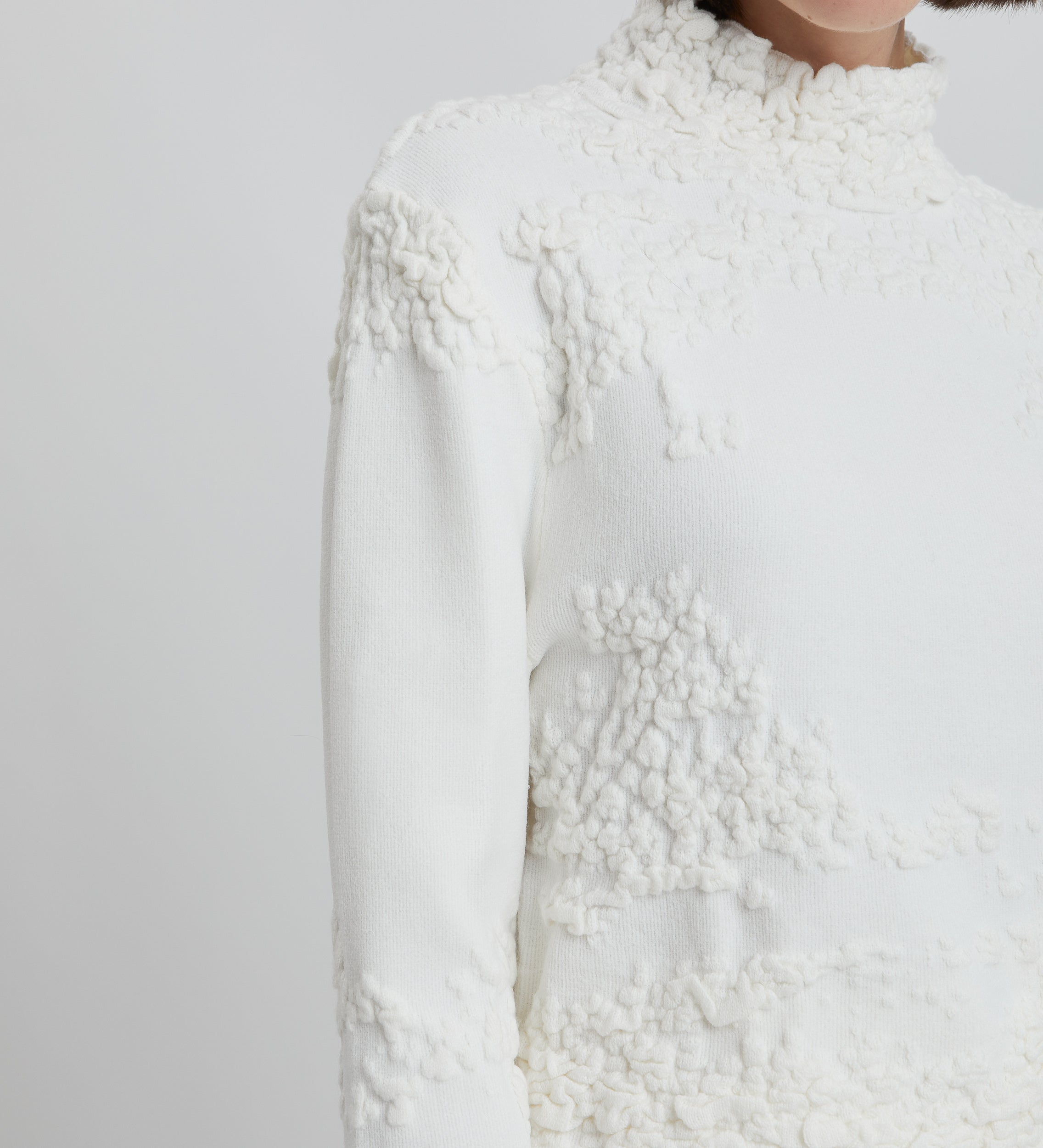 Crinkled effect sweater