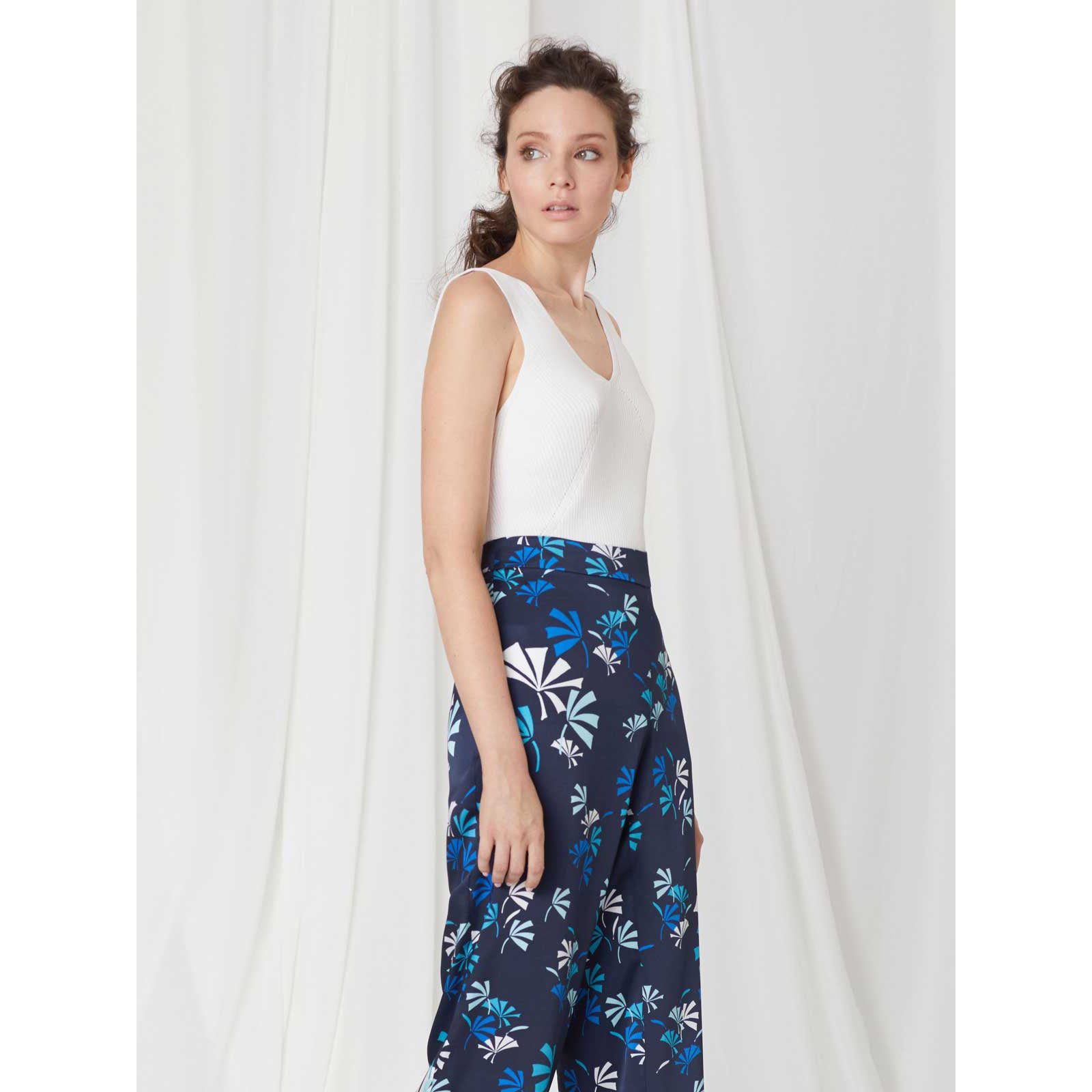 Pantalón fluido estampado japonés.