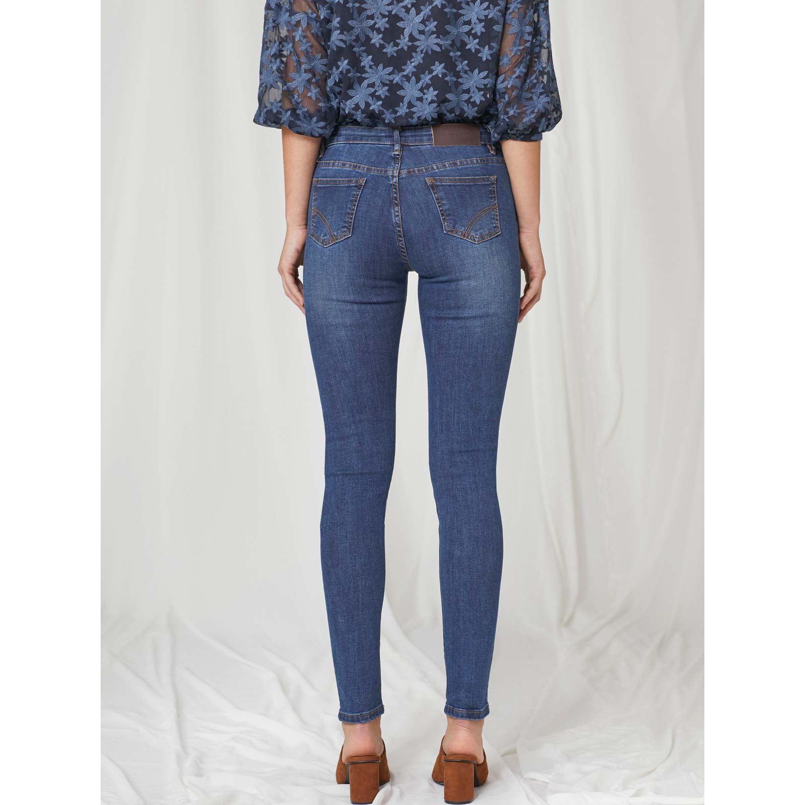 Pantalón denim slim fit