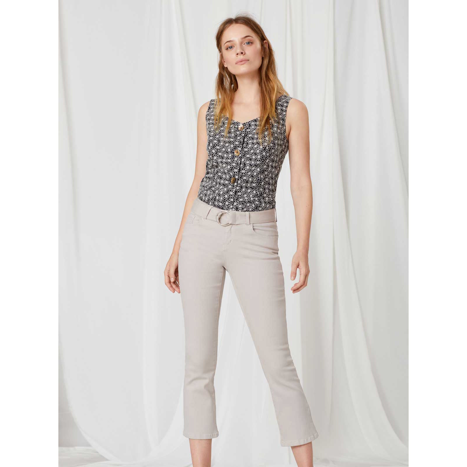 Pantalón cropped flare