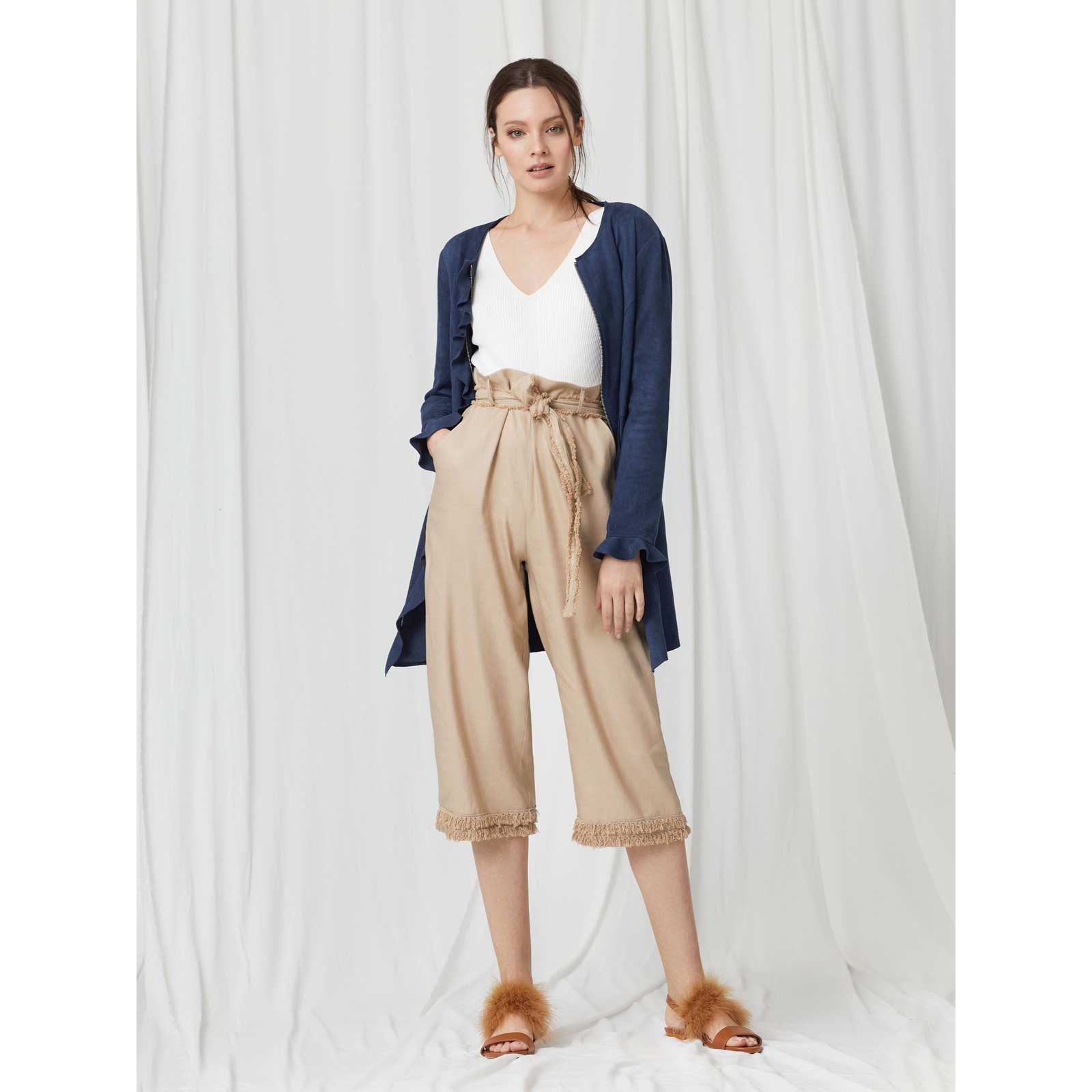 Pantalón cropped desflecado