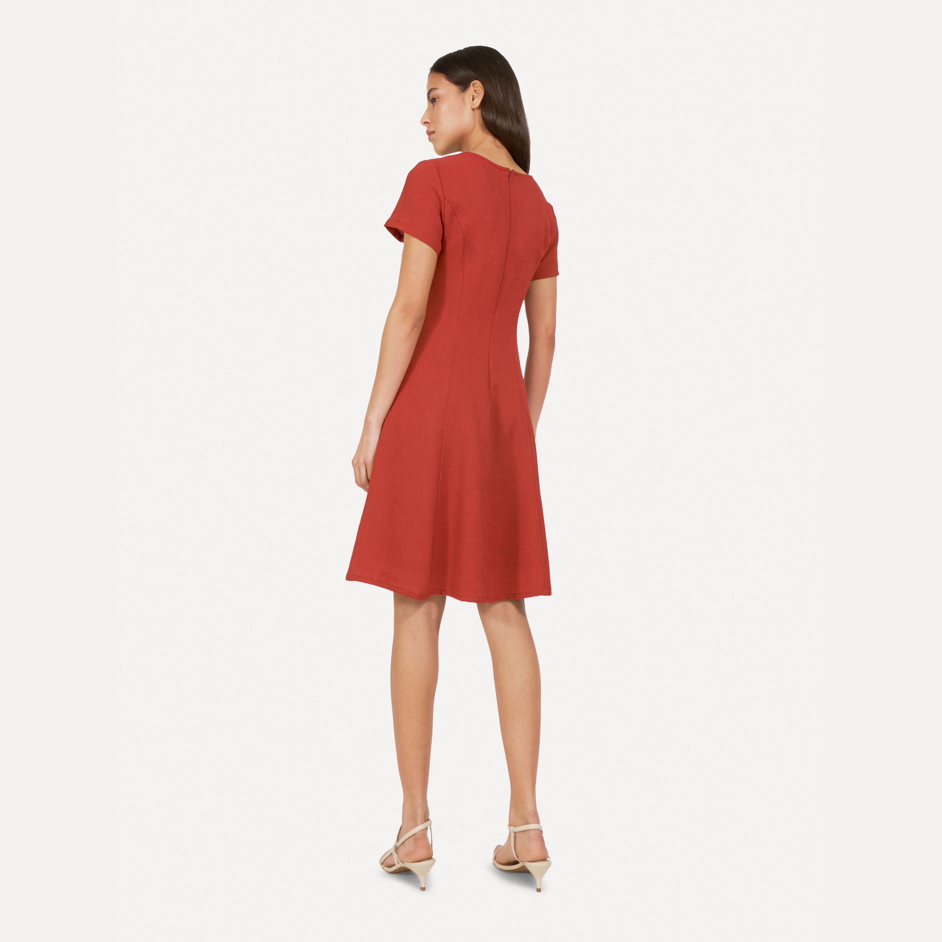 Vestido corto escote V