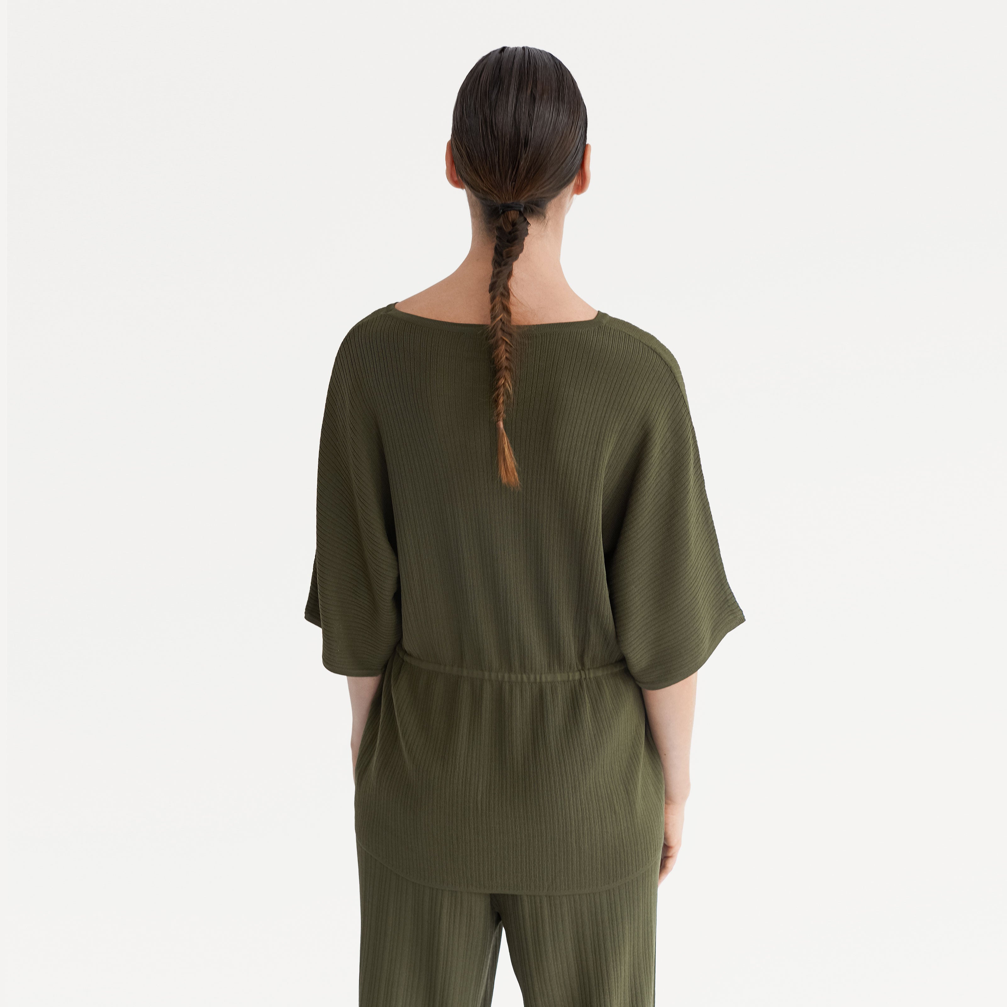 Oversize ribbed sweater