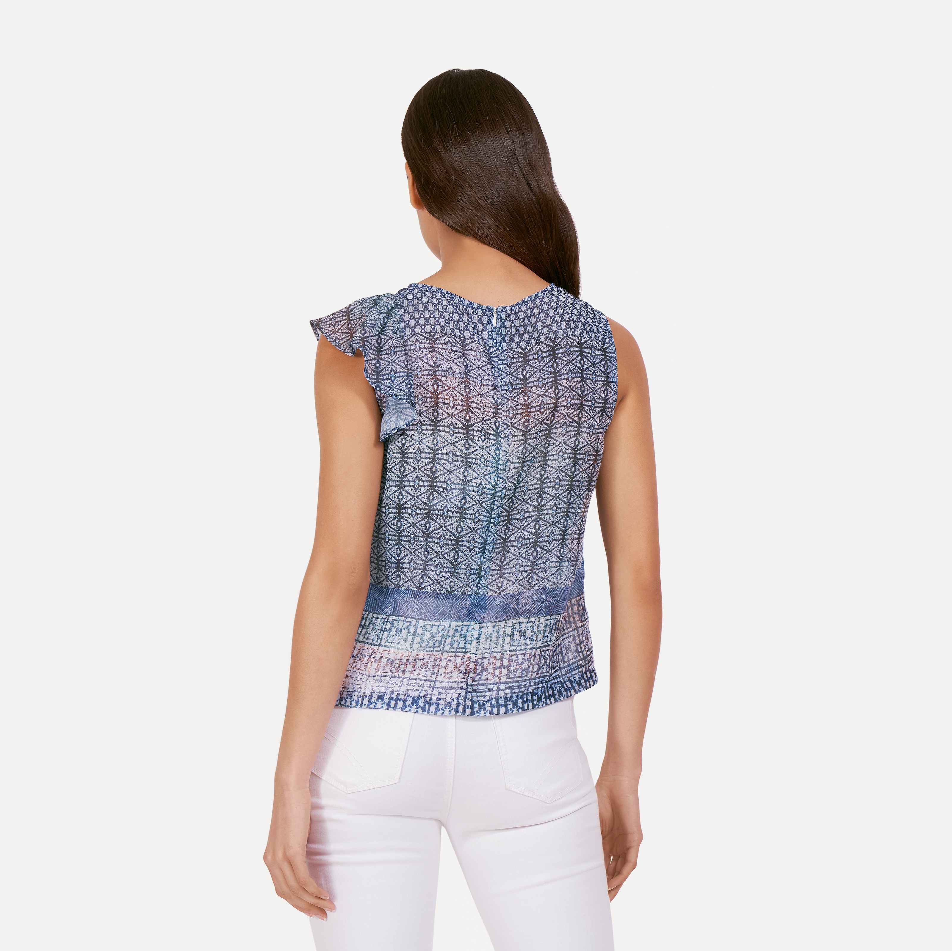 Top estampado volante