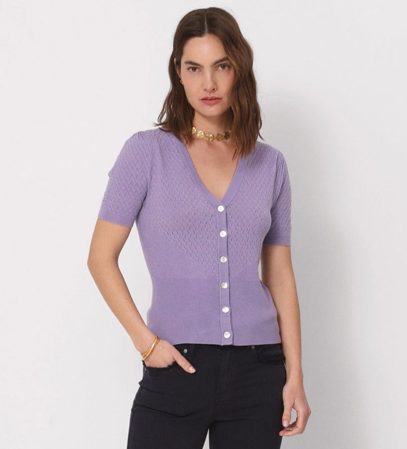 Openwork peak top