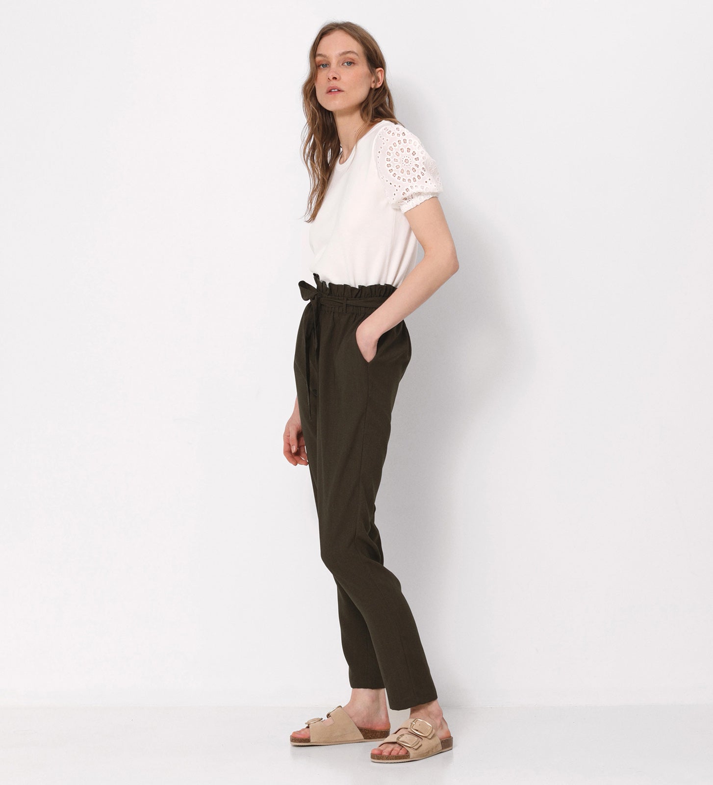 Pantalón recto fluído