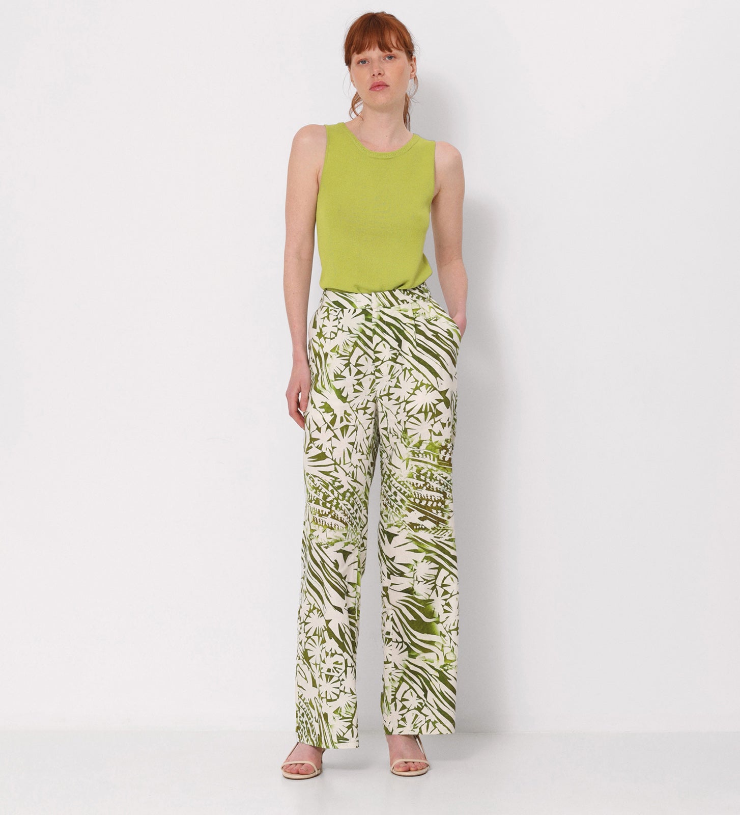Pantalón ancho estampado