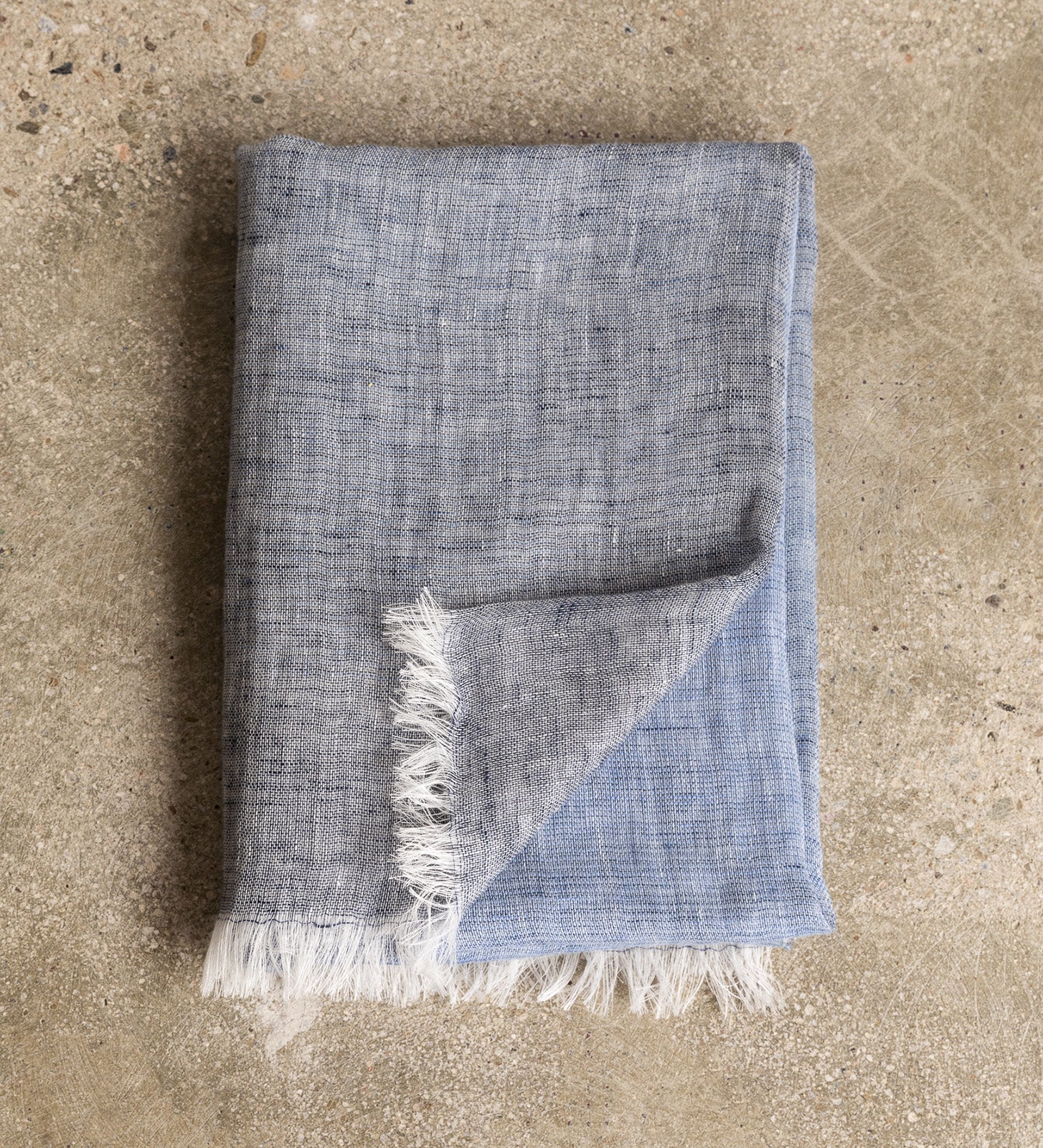 Gradient linen foulard