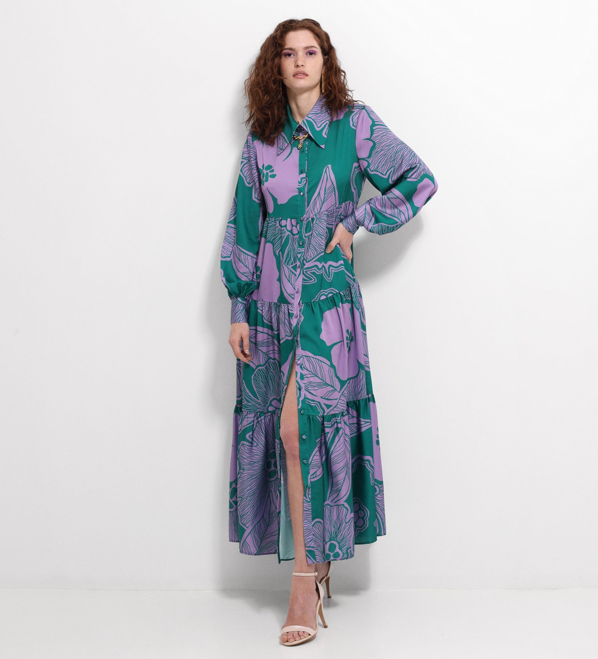 Robe chemise satinée