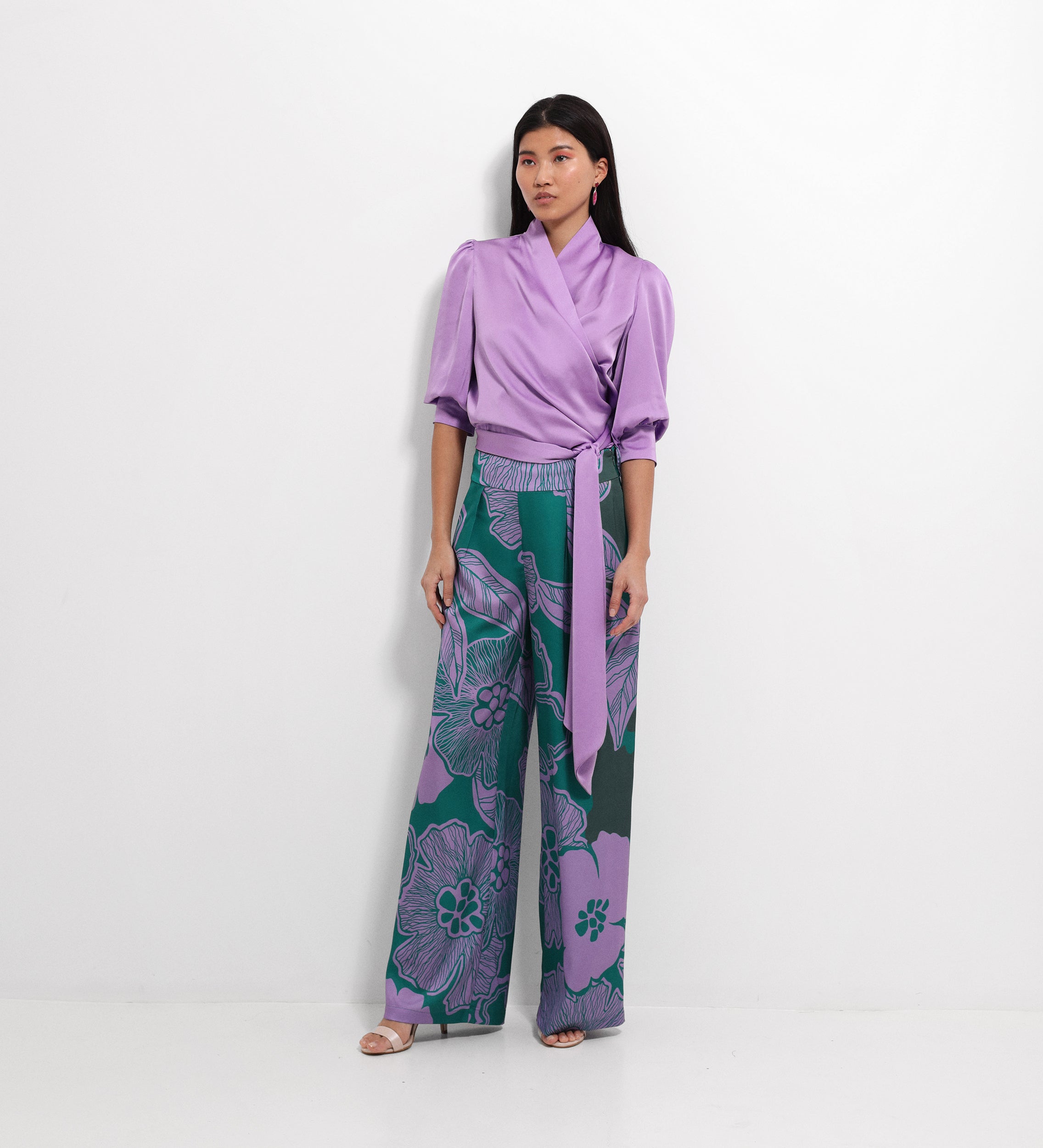Pantalón satén ancho