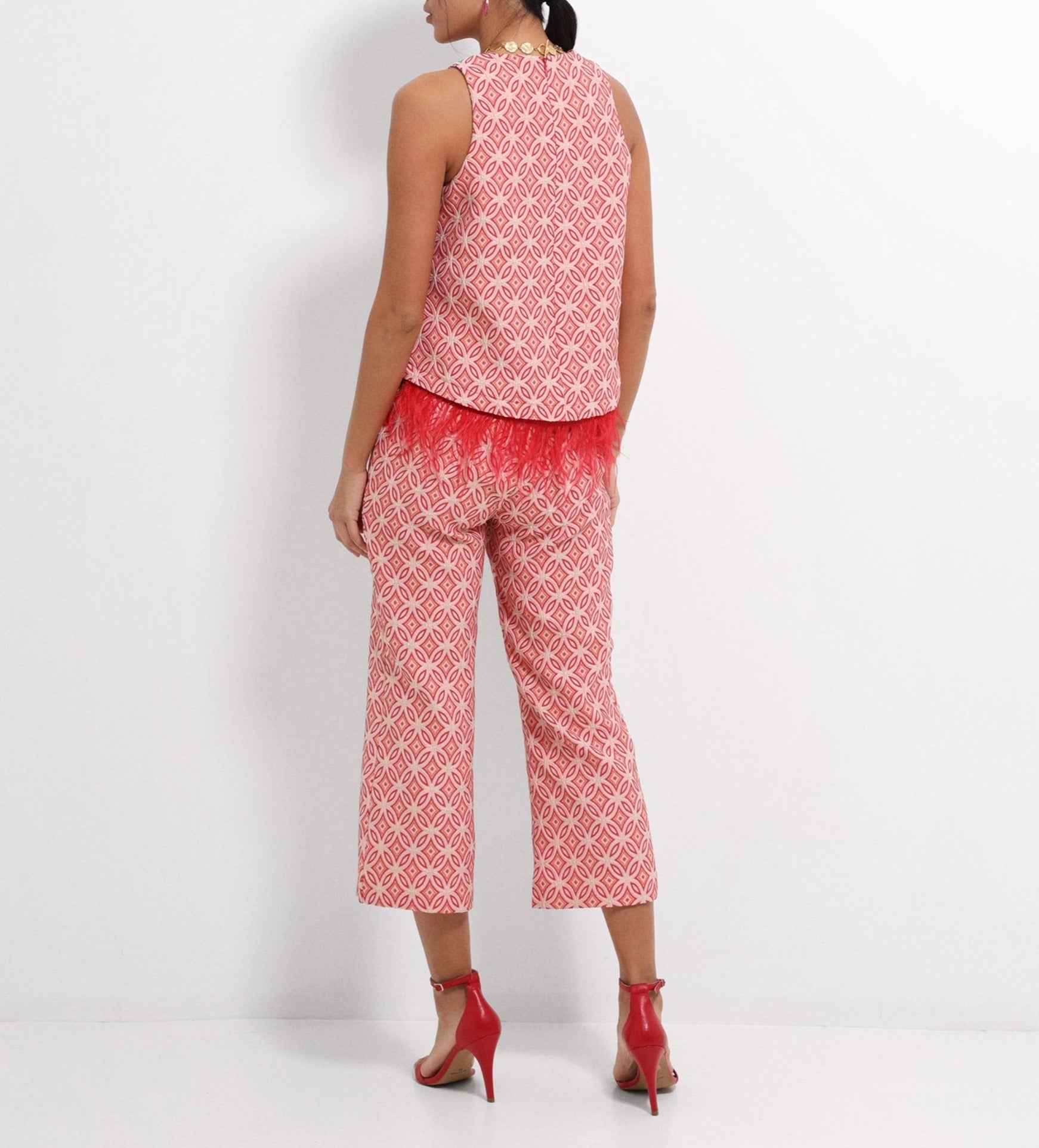Pantalón cropped acampanado