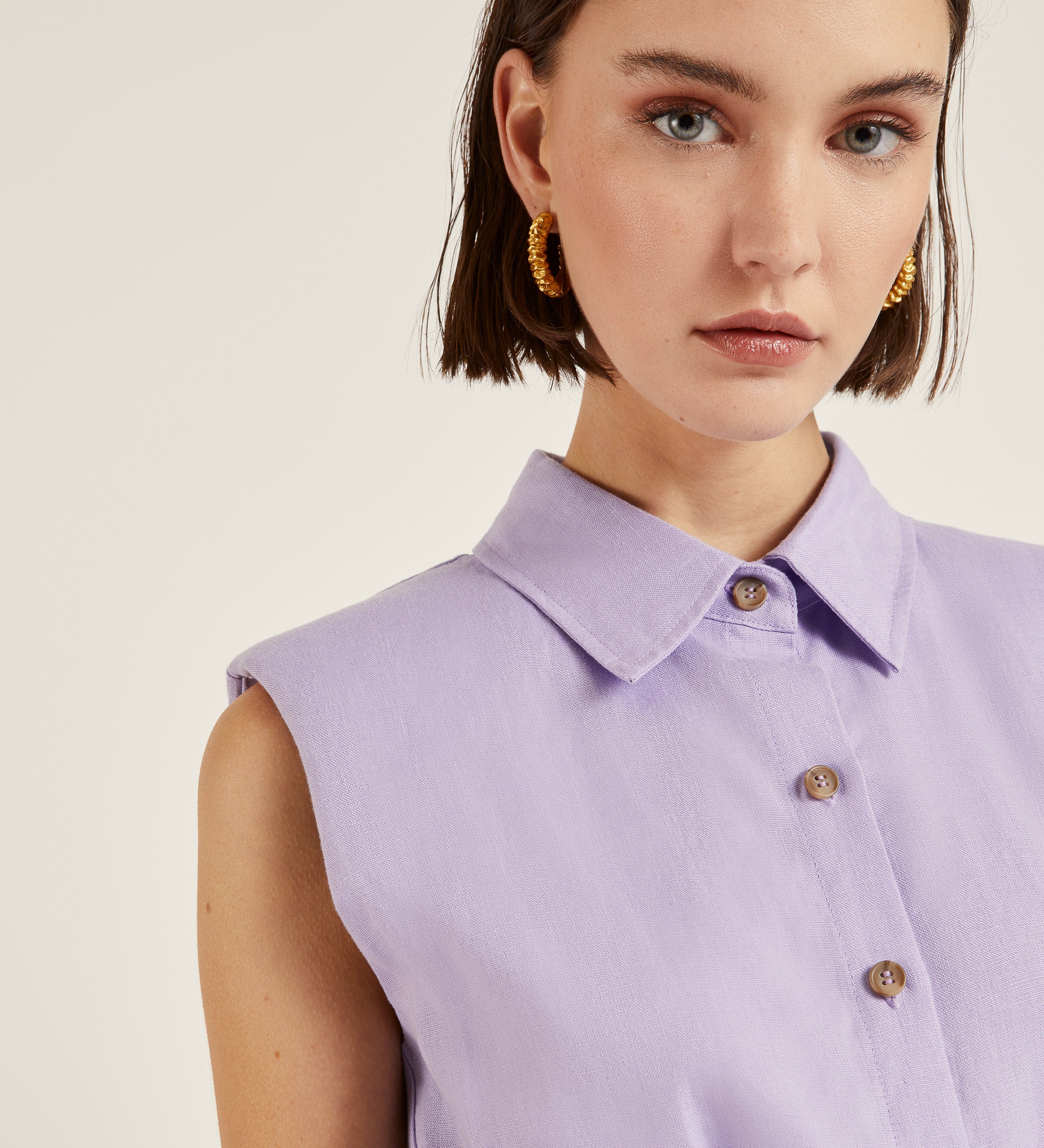 Short dress shoulder pads