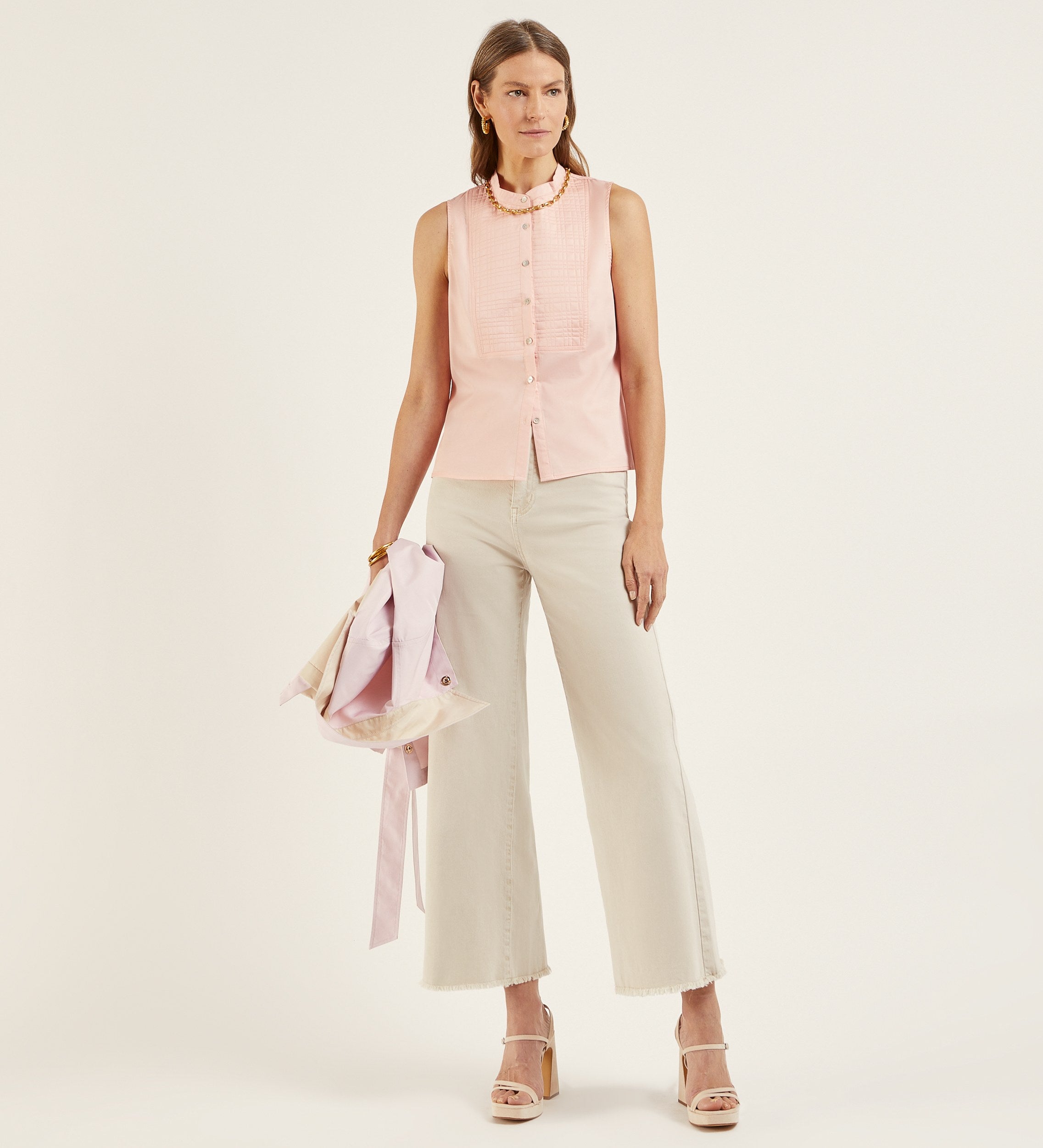 Blusa detalle acolchado