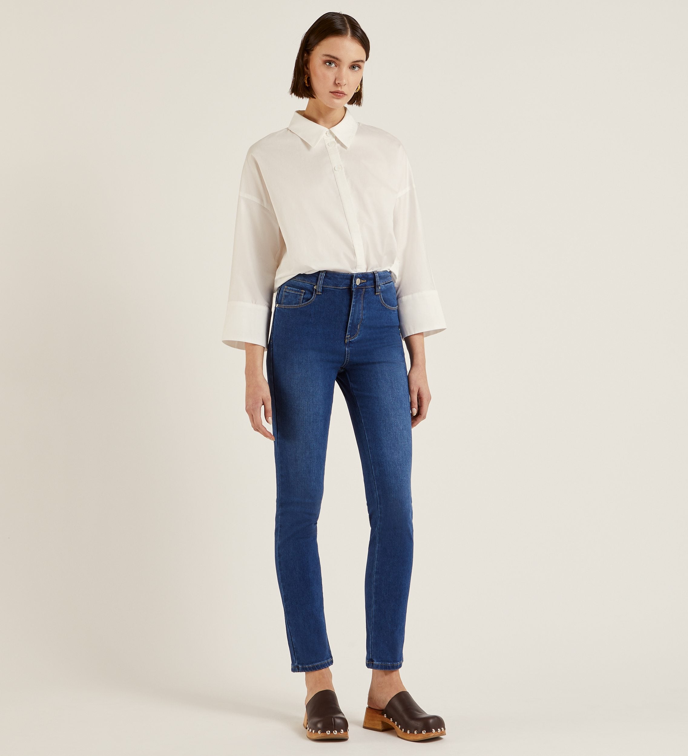 Pantalon cinco bolsillos
