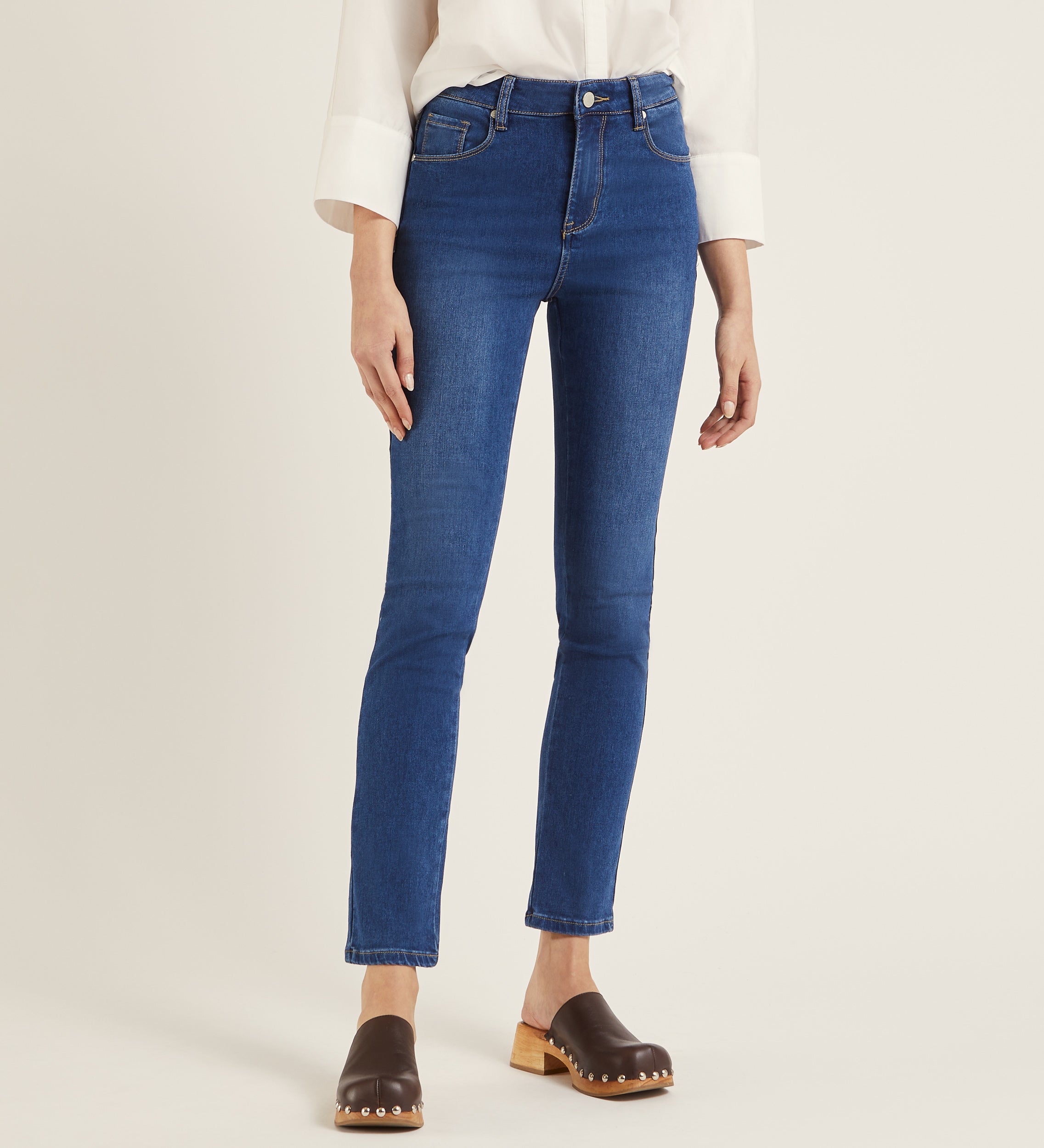 Pantalon cinco bolsillos