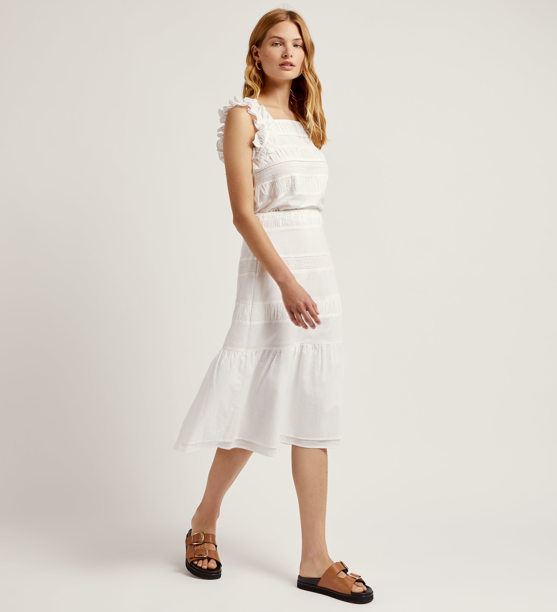 Falda midi volante