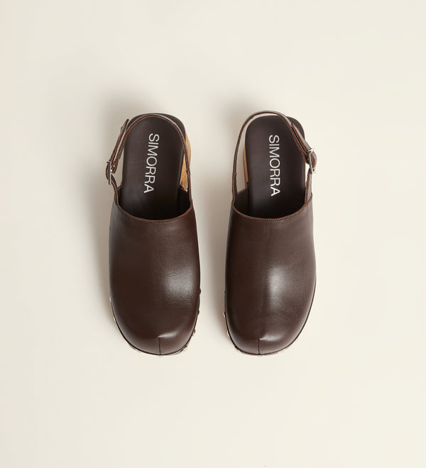 leather clog