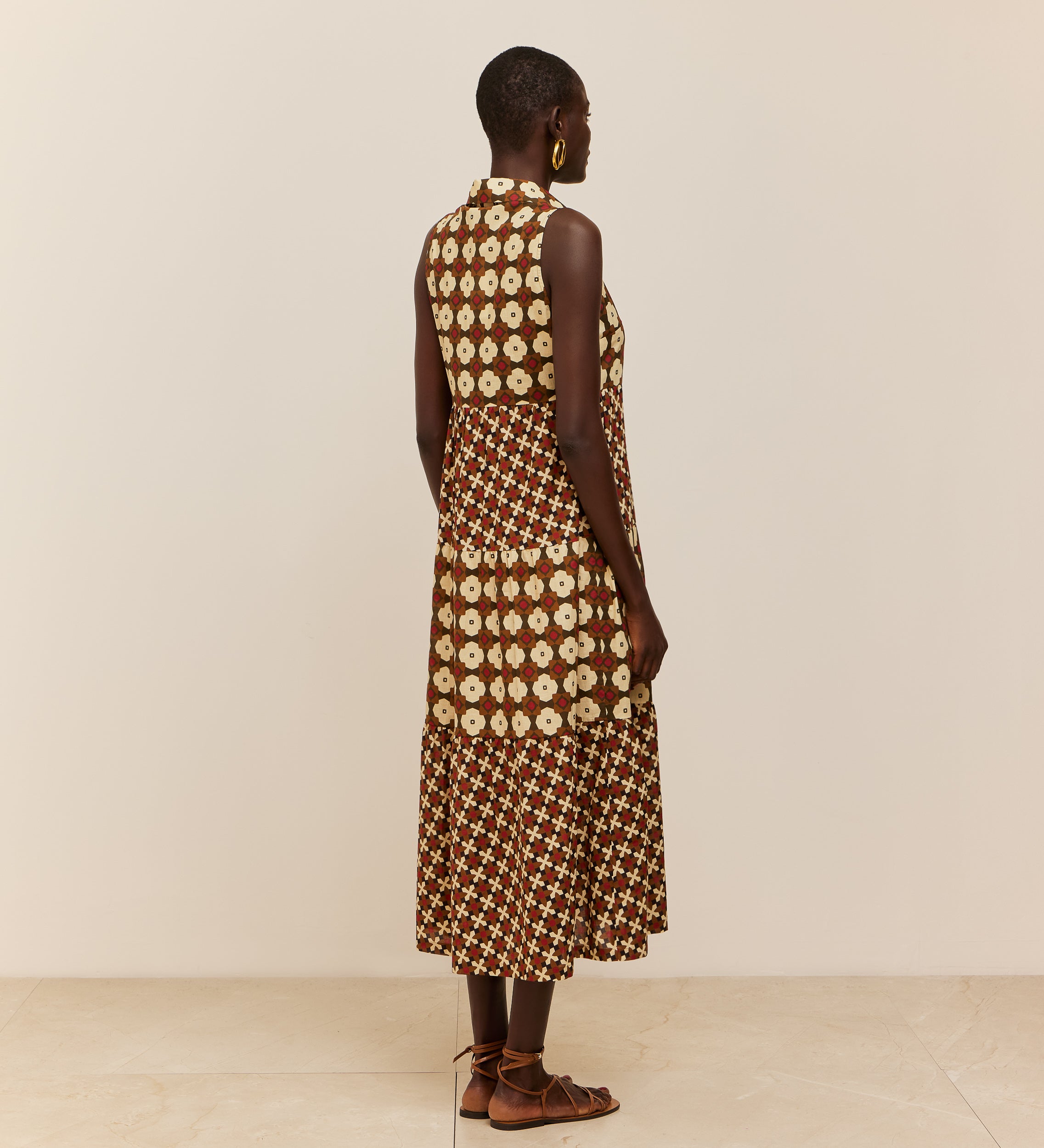 Long printed dress with ruched floors