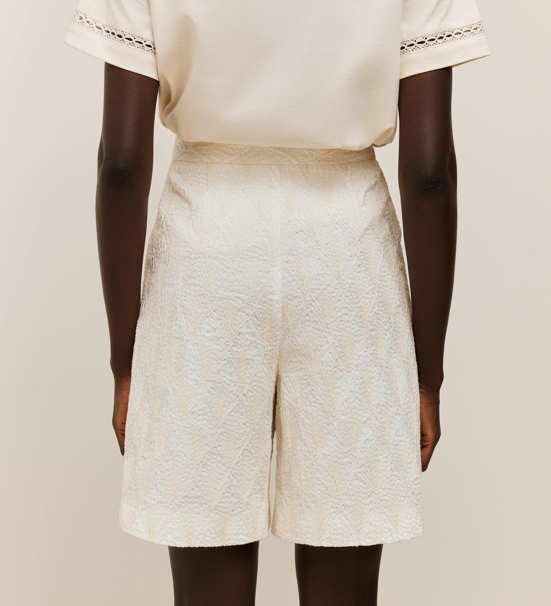 Organic embroidered Bermuda shorts