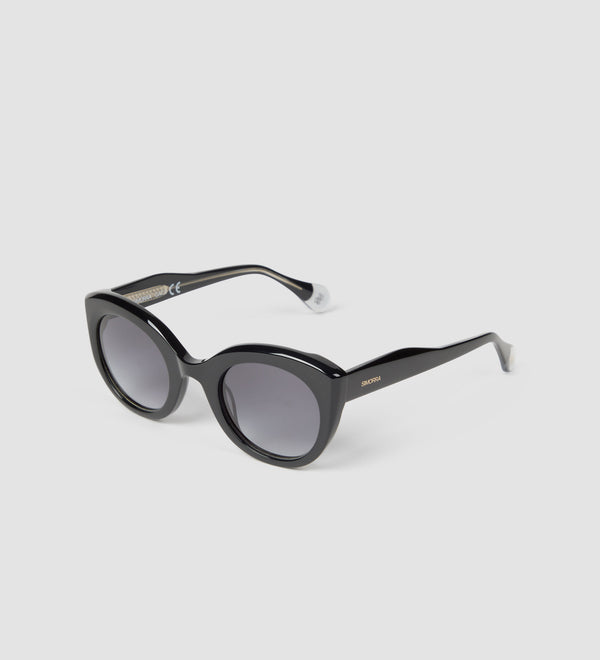 Oval cat eye sunglasses