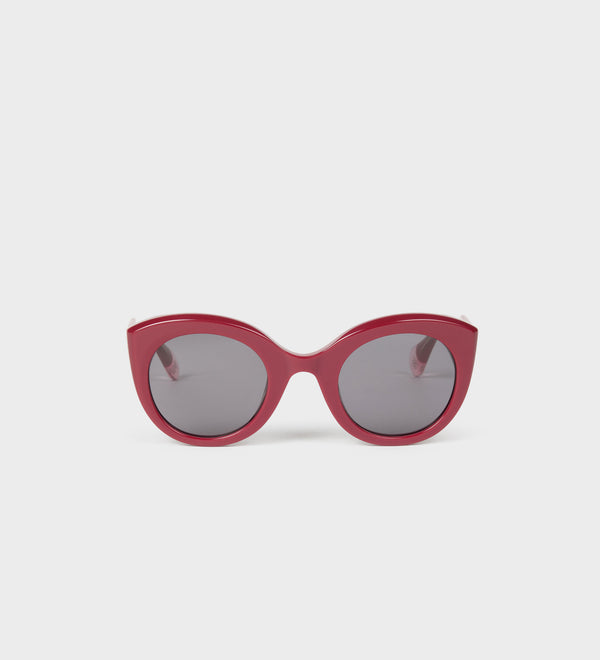 Oval cat eye sunglasses