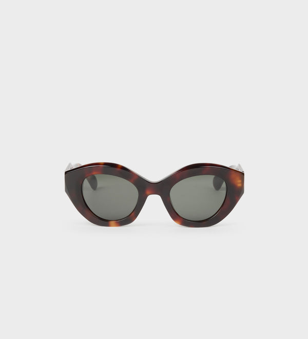 Oval sunglasses