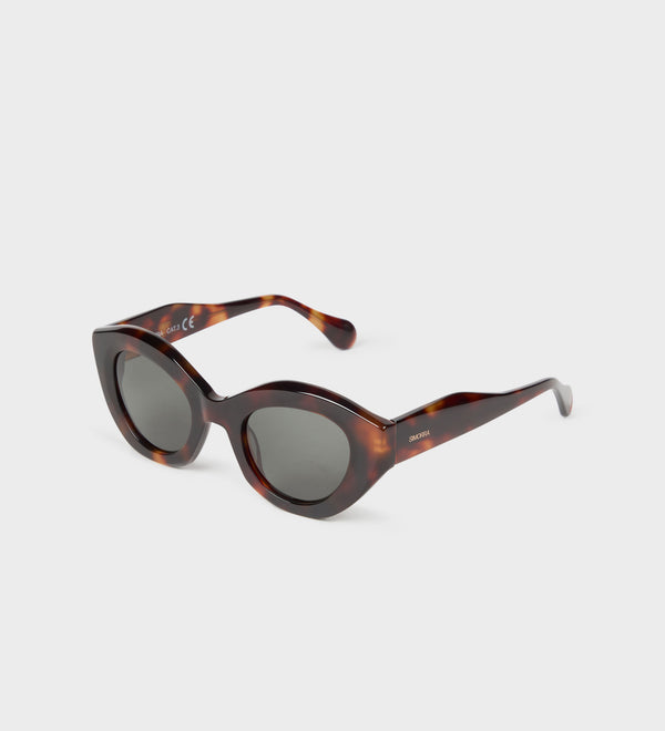 Oval sunglasses