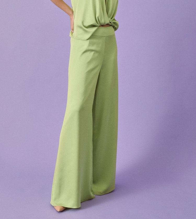 Pantalón satén ancho